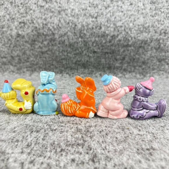 ✅7- VTG Ceramic Clown Figurines Hand-Painted Colorful Designs Collectibles Japan - Picture 7 of 9